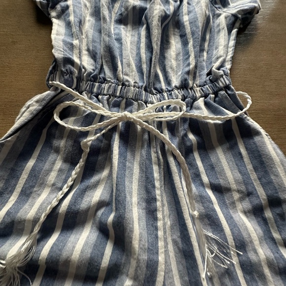 bebe girls m(10-12) Blue and White Striped Jumpsuit - Picture 2 of 9
